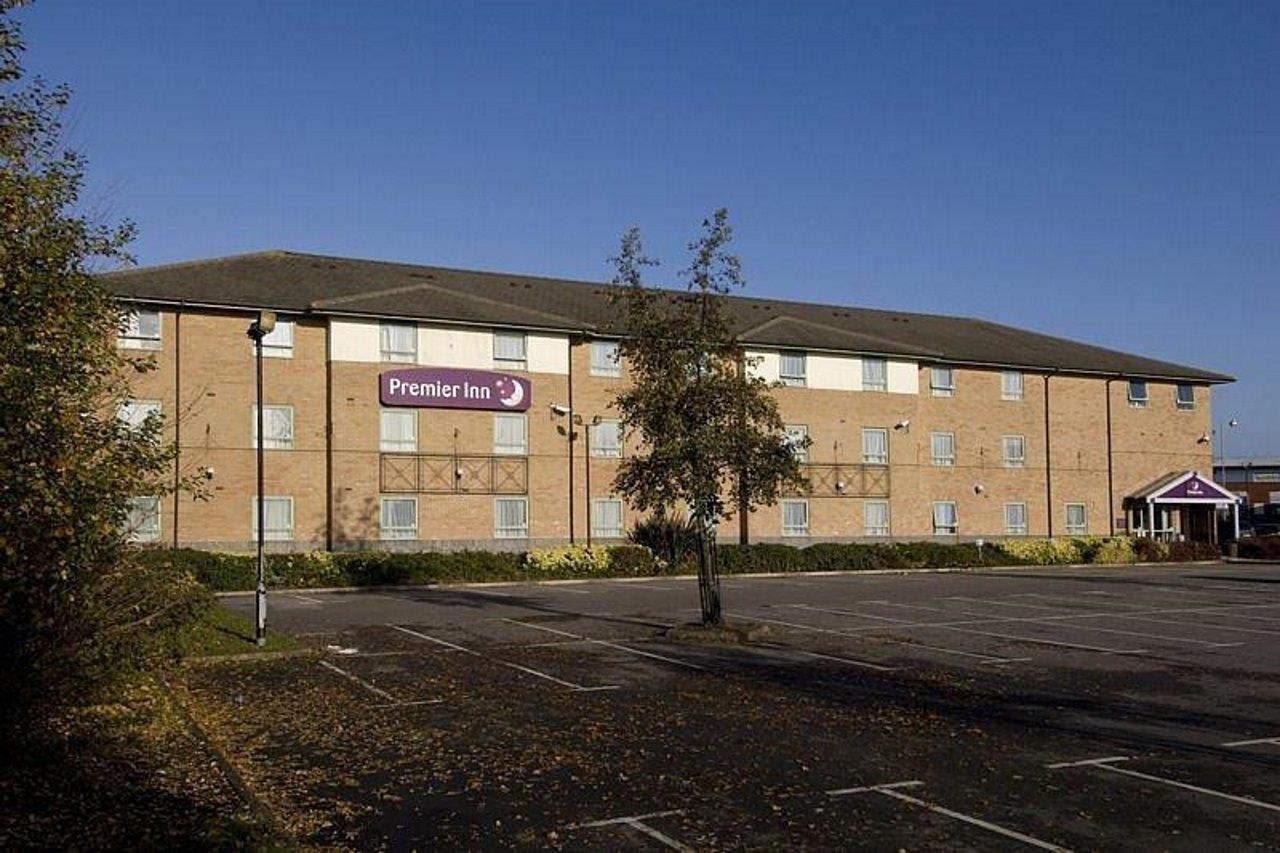 Premier Inn Ashford Central Exterior photo
