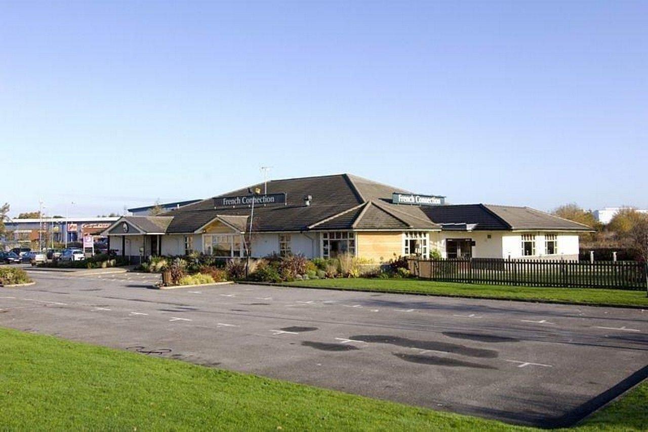 Premier Inn Ashford Central Exterior photo